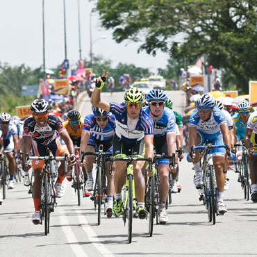 Andrea Guardini celebra su segunda victoria en linea