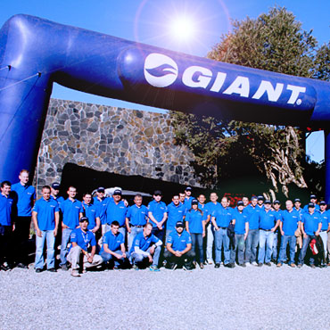 Giant-Disandina-convencion-12-370