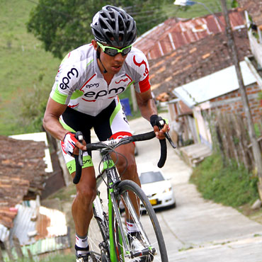 Giovanny el mejor de su equipo en España