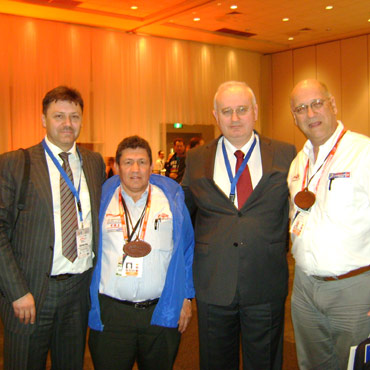 Hernando Zuluaga, Héctor F. Arcila, Nikolai Ladutko y Oleg Kachan