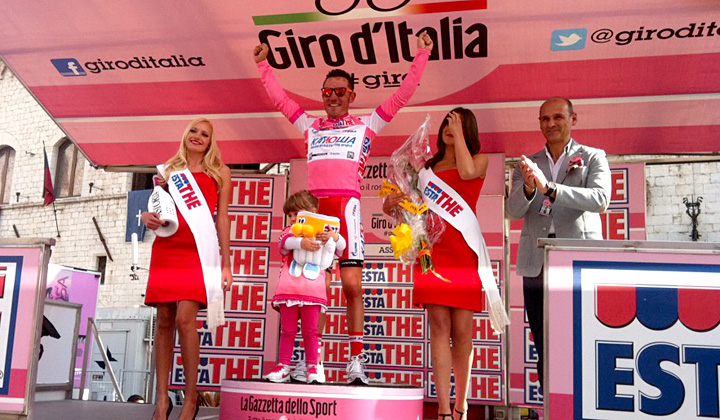 ‘Purito’ Rodríguez se convirtió con el gran triunfo de este martes en Assisi, en nuevo líder de la carrera rosa