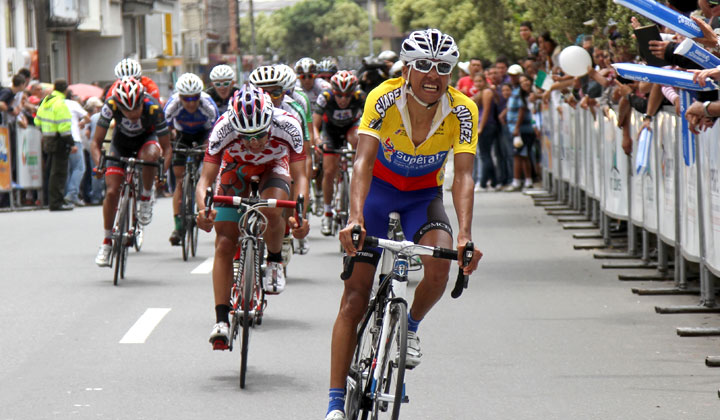 Ronald Gómez del Colombia-Comcel, es desde este momento el nuevo campeón de la Vuelta de la Juventud 2012
