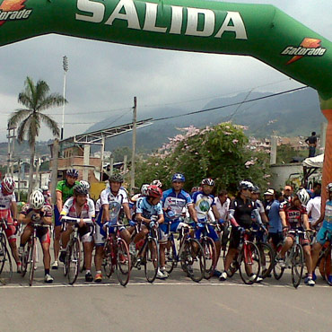 Festival Ciclístico en Cota