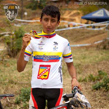 Egan Bernal, campeón en la Prejuvenil B