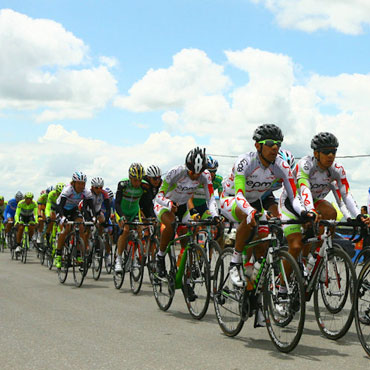 El Epm-Une al comando del lote en el Tour