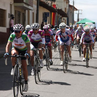 Lote femenino en acción