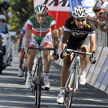 Chaves mantiene la estela del gran año del ciclismo colombiano