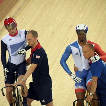 Kenny y Bauge en la final de la Velocidad Pura