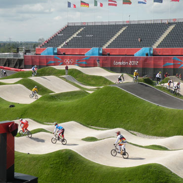 El espectacular escenario del BMX olímpico abrió sus puertas este lunes