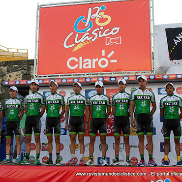 El Néctar-Lotería de Cundinamarca en la presentación de equipos