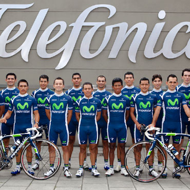 El Movistar Team Continental en su totalidad