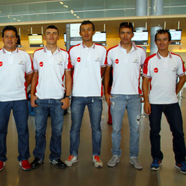 El equipo Colombia-Claro antes de su viaje a Bolivia