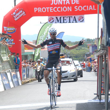 Carlos Ospina y su triunfo de etapa
