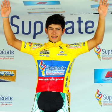 Jhon Rodríguez sigue vestido de amarillo