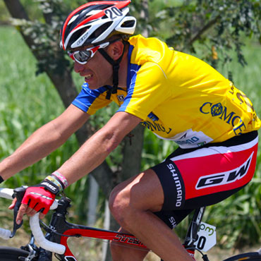 Iván Parra ya es pedalista del Formesán para este 2013