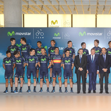 El Movistar durante la presentación del Team