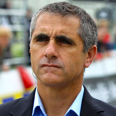 La vida del ex ciclista no corre peligro