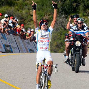 El corredor Alex Diniz (Funvic) y su victoria en el Tour de San Luis