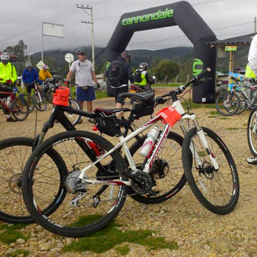 2º Ciclopaseo del año de la llave ganadora de FUNDABICI-CANNONDALE