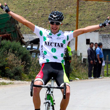 El boyacense Rincón le asestó un golpe durísimo a la carrera