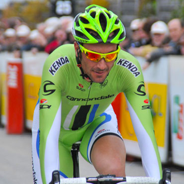 “El Terrible” Basso por fuera del Giro 2013