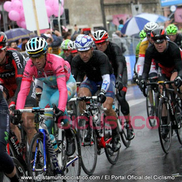 El podio del Giro está con Nibali, Evans y Urán hasta el momento