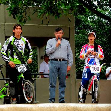 Mariana Pajón y Carlos M. Oquendo en la capital del país