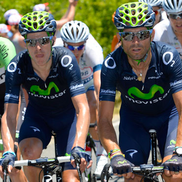 Valverde y Rui Costa subiendo hacia el Mont Ventoux