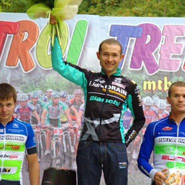 Leonardo Páez sigue triunfando en el ciclomontañismo mundial