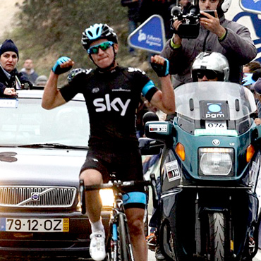 Sergio Henao será uno de los líderes de su equipo en la Vuelta