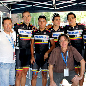 El Team Colombia en plena competencia del Colorado