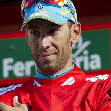 Nibali siguió de rojo en una Vuelta que entra desde este jueves en su recta final