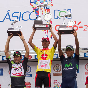 Camilo Gómez encabezó el podio final de la carrera radial