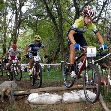 Fabio Castañeda se impuso en la categoría élite del Cross Country