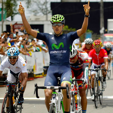 Marvin Angarita y el tercer triunfo de etapa para el Movistar en Ecuador