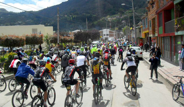 Este evento ciclo-recreativo es la oportunidad para que los amantes de las bicicletas se tomen las calles y avenidas de la ciudad