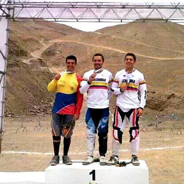 Marcelo Gutiérrez (Oro) y su hermano Rafael (Bronce) en Lima (Perú)