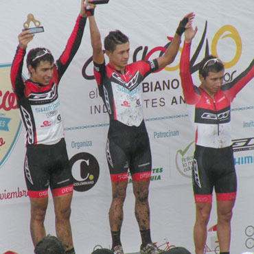 Jaime Castañeda, Bernardo Suaza y Jonathan Botero