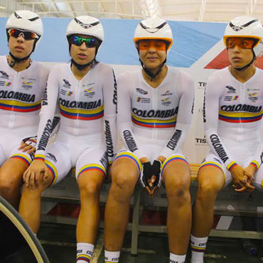 El grupo de Persecución colombiano en la pista mexicana
