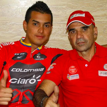 Argiro Ospina junto a su nuevo técnico, Carlos Mario Jaramillo