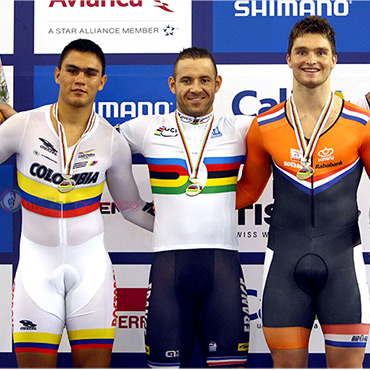 Puerta confirmó su clase mundial y se montó al podio del Keirin