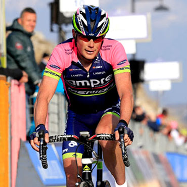 El actual campeón de la Vuelta a España, vuelve a las carreteras