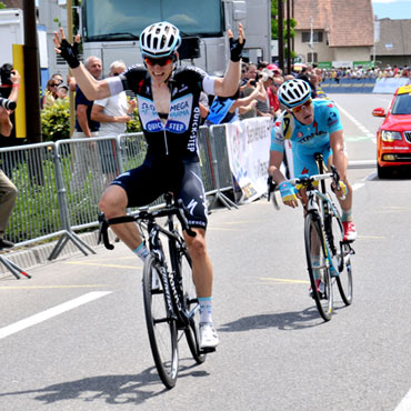 Jan Bakelants y Lieuwe Westra, en un reñido embalaje