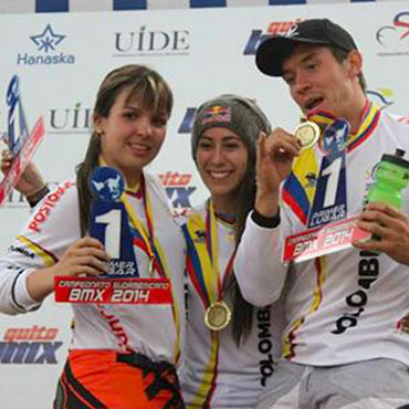 Mariana Pajón, Carlos Mario Oquendo y Andrea Escobar