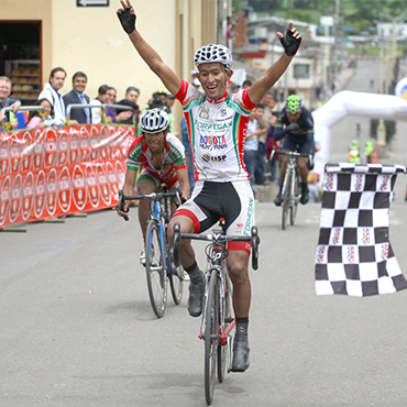 Sastoque ganó en Cogua y se trepó al liderato de la ronda cundinamarquesa