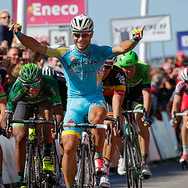 Andrea Guardini ganó la jornada de apertura del Eneco Tour.