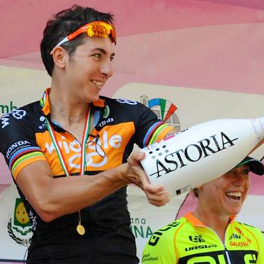 Al embalaje, en Vendome, ganó la italiana Giorgia Bronzini.