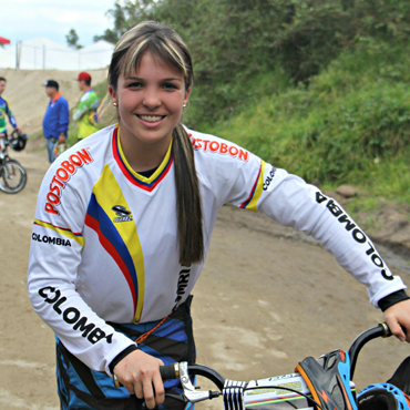 Andrea Escobar, una de las integrantes del equipo ciclístico en Nanjing 2014.