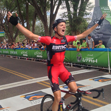 Por dos segundos, Michael Schar ganó la segunda etapa en Utah.