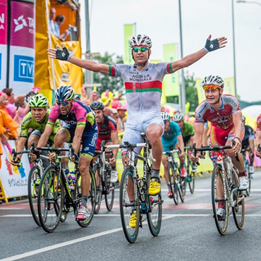 El bielorruso Yauheni Hutarovich es líder en el Tour de Polonia